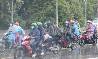 Dốc sức giúp dân về quê tránh dịch