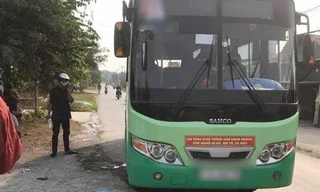 Xe buýt có chị T. làm tiếp viên