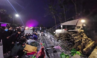 Mưu sinh lúc sáng sớm, hai vợ chồng tai nạn tử vong