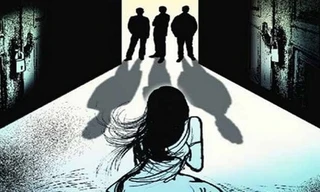 Kẻ hiếp dâm tập thể bị bắt vì khoe 'chiến tích'