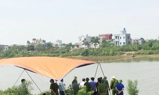 Phát hiện thi thể người đàn ông bị trói trôi trên sông Thương