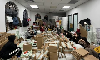 Bên trong kho hàng 5 tầng của 'hot girl' livestream chốt hàng nghìn đơn mỗi ngày