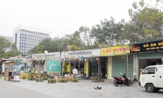 Hàng quán lấn chiếm bị xử lý trong sáng 25/11. Ảnh minh họa