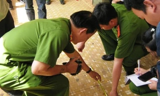 Người đàn ông bị đâm xuyên cổ khi đi đòi nợ