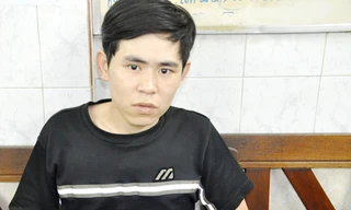 Cường tại cơ quan điều tra. Ảnh: Quốc Thắng