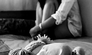 Gã đàn ông xâm hại con gái 13 tuổi của người tình