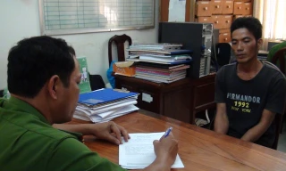 Lê Văn Thiện tại cơ quan điều tra. Ảnh: C.A.