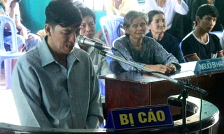 Nhàn trước vành móng ngựa