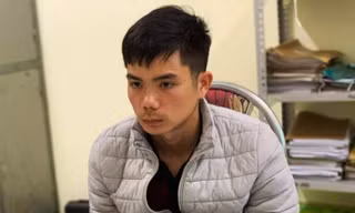 Nghi phạm giết người cho vào bao tải phi tang - Ảnh: Công an cung cấp