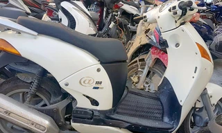 Người phụ nữ nhảy cầu sau khi bị nhóm cho vay nặng lãi uy hiếp