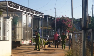 Lực lượng chức năng tổ chức khám nghiệm hiện trường