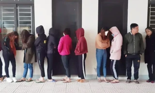 Bắt 2 chủ nhà nghỉ chứa mại dâm