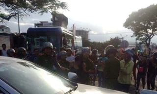 Ôtô người phụ nữ cầm lái. Ảnh: Pháp luật TP Hồ Chí Minh