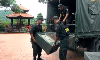 Thu giữ nhiều tài liệu ở trang trại của trùm giang hồ Vi 'ngộ'