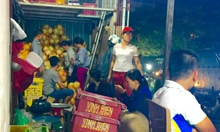 Bưởi Trung Quốc chất đầy kho