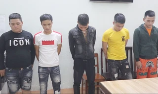 Những đối tượng liên quan đến vụ dùng súng bắn nhau ở nghĩa địa. Ảnh: Trị Bình