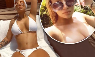 'Nữ rapper sexy nhất thế giới' tung ảnh khoe body đồng hồ cát 'bỏng mắt'