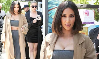 Kim Kardashian mặc crop top bó sát khoe ngực đầy siêu gợi cảm