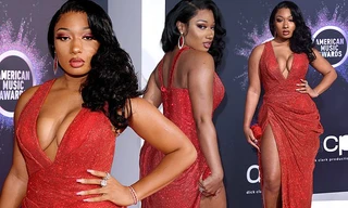 Megan Thee Stallion khoe ngực đầy 'bỏng mắt' 