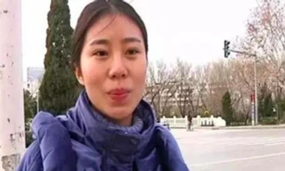 Cô gái có tên Zhang Xiaoying (20 tuổi) sống ở thành phố Phụ Dương, tỉnh An Huy, Trung Quốc.