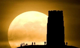 Chiêm ngưỡng ‘siêu mặt trăng' trên khắp thế giới