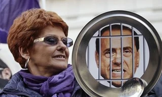 Thủ tướng Ý bị truy tố tội mua dâm vị thành niên