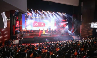 Tự hào chương trình nghệ thuật 'Mãi mãi niềm tin theo Đảng'