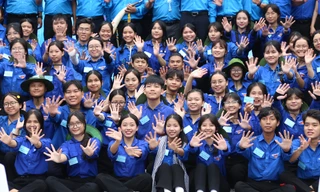 Xem thanh niên tranh tài hùng biện, phản biện, kỹ năng sinh tồn...