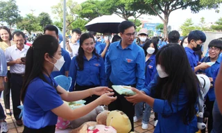 Sôi nổi ngày cao điểm tình nguyện xây dựng văn minh đô thị