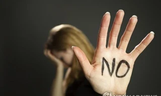 Hãy nói không với lạm dụng tình dục phụ nữ công sở. Ảnh minh họa của Yonhap.