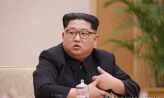 Nhà lãnh đạo Triều Tiên Kim Jong-un chủ trì cuộc họp với các lãnh đạo chủ chốt của Đảng Lao động Triều Tiên. Ảnh: Yonhap.