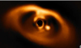 Bức ảnh đầu tiên chụp được sự ra đời của hành tinh mới.