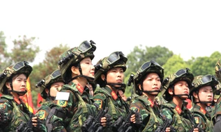 36 khối diễu binh hợp luyện lễ kỷ niệm 50 năm ngày thống nhất non sông