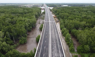 Thu phí cao tốc Bến Lức - Long Thành từ ngày nào?