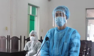  Lĩnh án tù vì dùng thẻ 'ngành' giả xông vào khu cách ly gặp nhóm người Trung Quốc