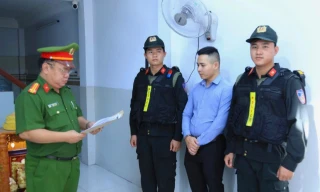 Đồng Nai bắt quả tang cơ sở sản xuất hàng trăm tấn phân giả 