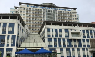 Rơi từ lầu 3 bệnh viện, người đàn ông tử vong tại chỗ