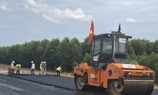  Kiểm tra nhà thầu thi công dự án giao thông 'rùa bò' ở Đồng Nai