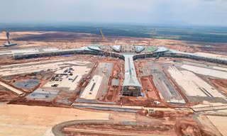 Đường băng thứ 2 'siêu sân bay' Long Thành đang thi công ra sao? 