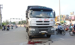 Tai nạn kinh hoàng tại nút giao thông 3 tầng, một phụ nữ chết thảm