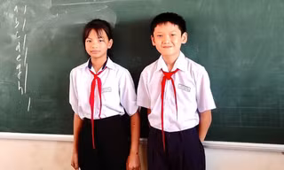 Nhặt được tài sản 'khủng', hai học sinh lớp 5 ở Đồng Nai trả lại người đánh rơi
