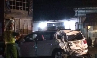 Tai nạn liên hoàn giữa 4 xe ô tô, 11 người thương vong