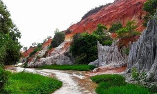 Tắm Suối Tiên, một học sinh ở Bình Thuận đuối nước tử vong 