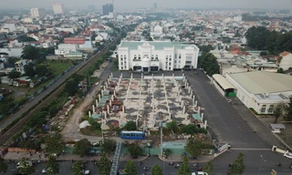 Cận cảnh khu phức hợp không phép giữa trung tâm thành phố Biên Hòa