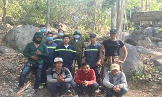  Lên núi tìm hoa lan đột biến, 5 thanh niên đi lạc nhiều ngày trong rừng