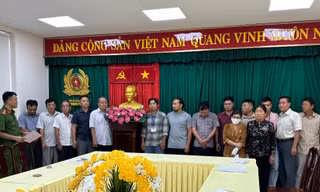 Giai đoạn 2 đường dây buôn lậu 200 triệu lít xăng: Khởi tố 23 bị can