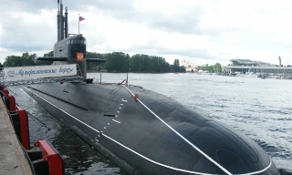 Nga loại bỏ biểu tượng và số hiệu trên tàu ngầm