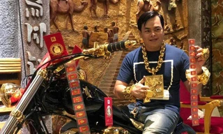 Quán karaoke dính ma túy, 'đại gia nghiện vàng' có vô can?