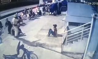 Xác minh làm rõ video CSGT chĩa súng, đánh người