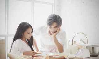 Đừng cảm thấy anh Hai của em là kẻ phiền phức, có anh đã là một niềm hạnh phúc lớn lao!